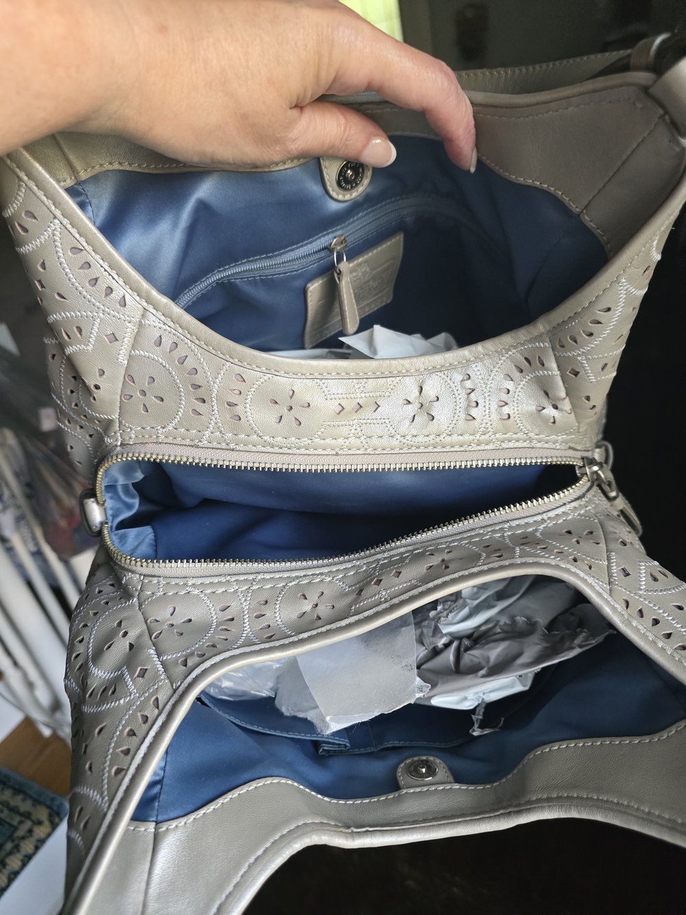 Coach Silver Laser-Cut Leather Shoulder Bag - Picture 3 of 6